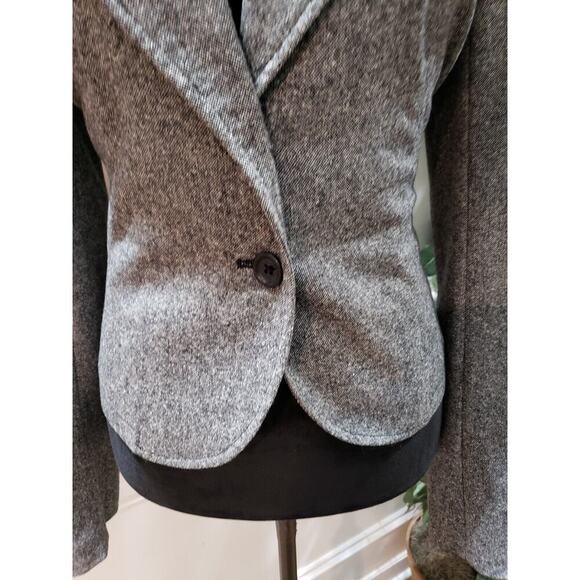 French Connection Women's Gray Single Breasted Two Button Blazer Jacket Size 10 - Picture 3 of 12